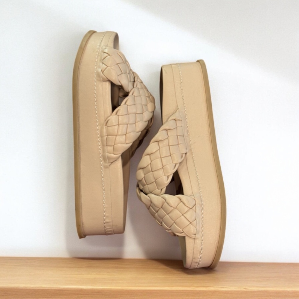 Womens dolce vita Platform Sandal. Size 9.5, Color: Tan/Cream - Picture 2 of 6